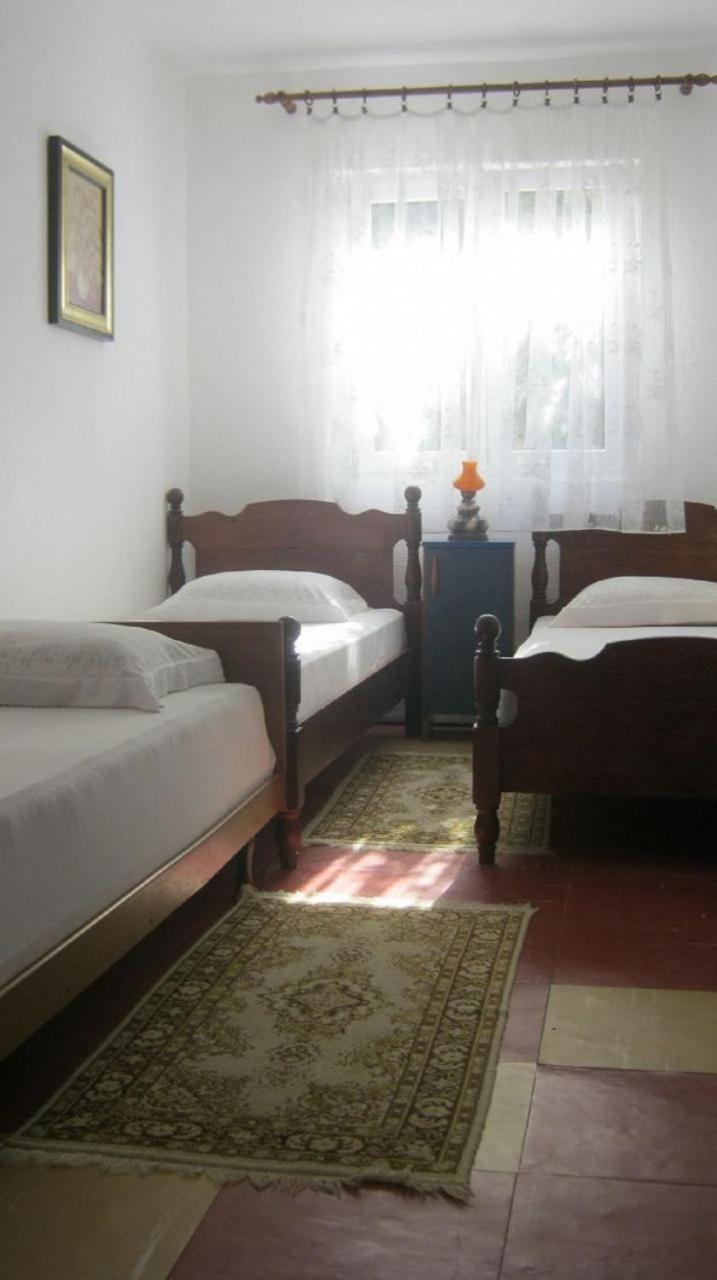 House Ivanka Cesarica Luaran gambar